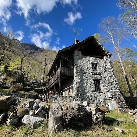 Magugnaga Chalet